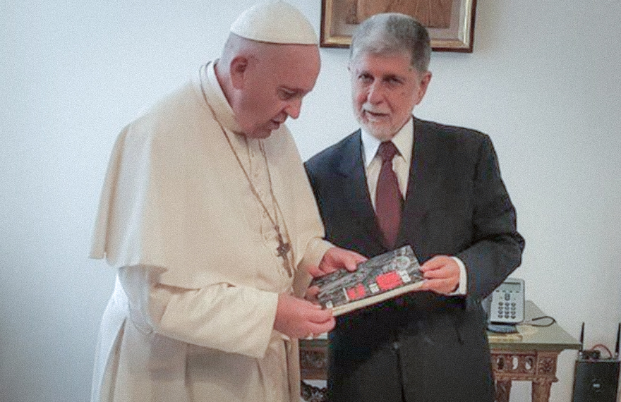 Papa recebe Celso Amorim