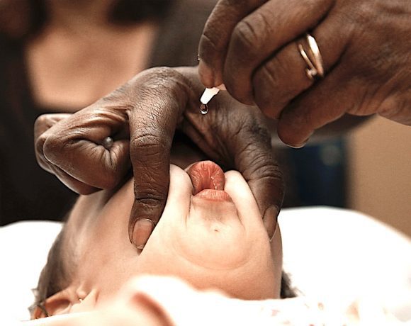 Vacinação contra sarampo e poliomielite no Rio