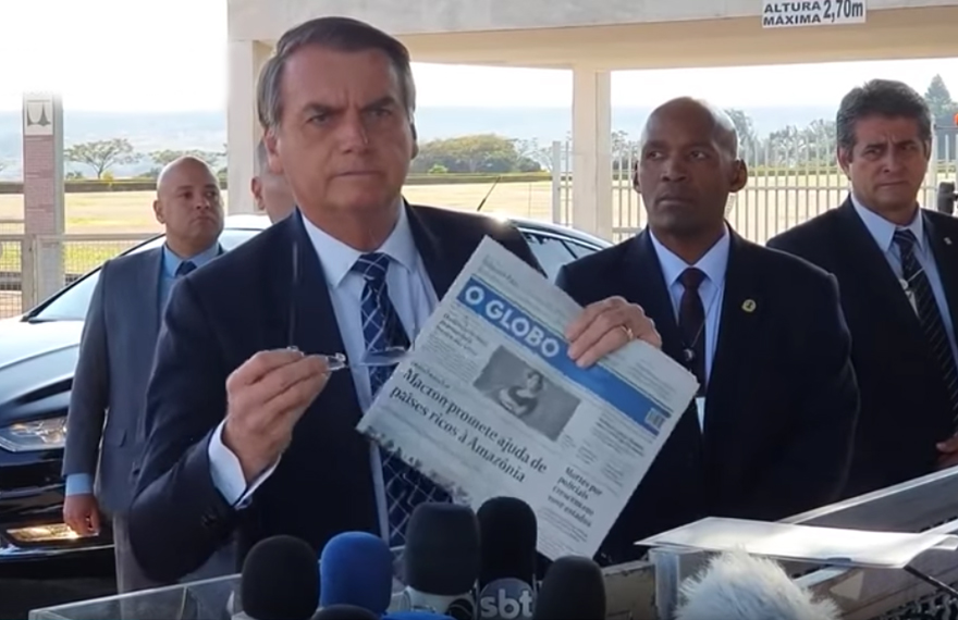 Presidente Bolsonaro declara guerra às Organizações Globo