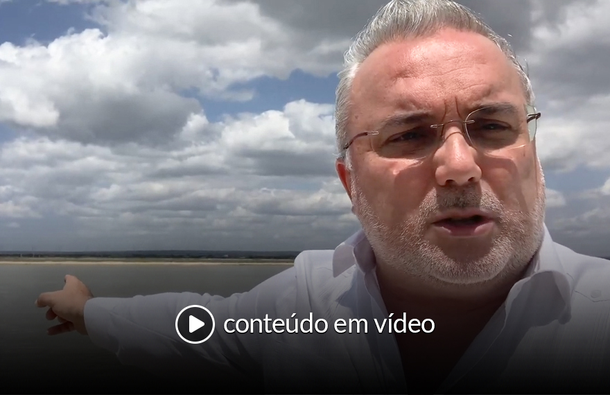 Senador Jean-Paul estreia coluna denunciando a destruição econômica e social do Brasil por Bolsonaro