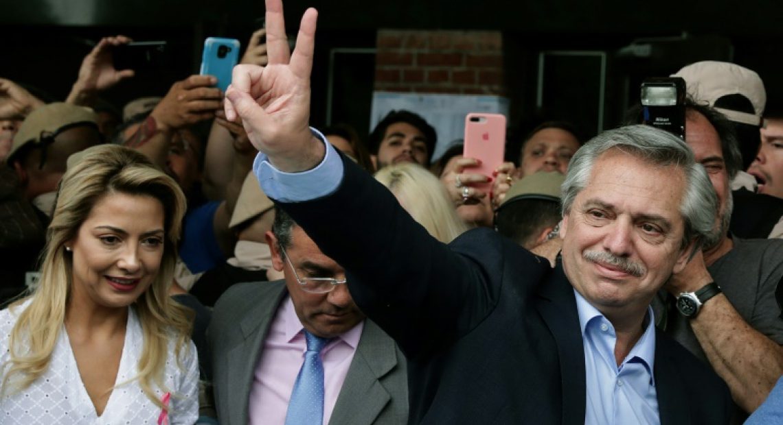Alberto Fernández derrota a política neoliberal de Macri e é o novo presidente da Argentina
