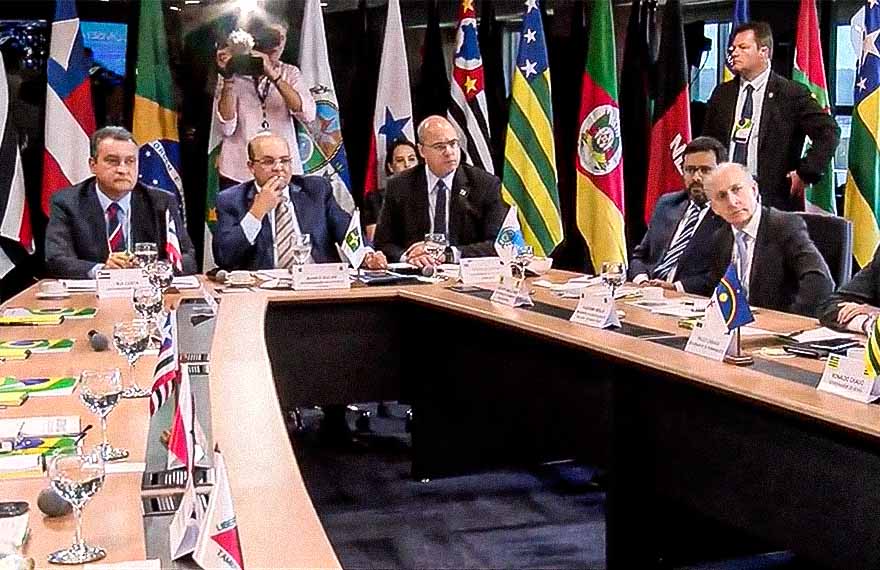 Vinte governadores rebatem fala de Bolsonaro sobre Rui Costa e reivindicam pacto federativo