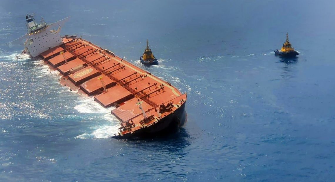 Enquanto isso, o cargueiro MV Stella Banner, da Vale, com 294,8 mil toneladas de minério de ferro, vai afundando no litoral do Maranhão, provocando mais uma tragédia ambiental.