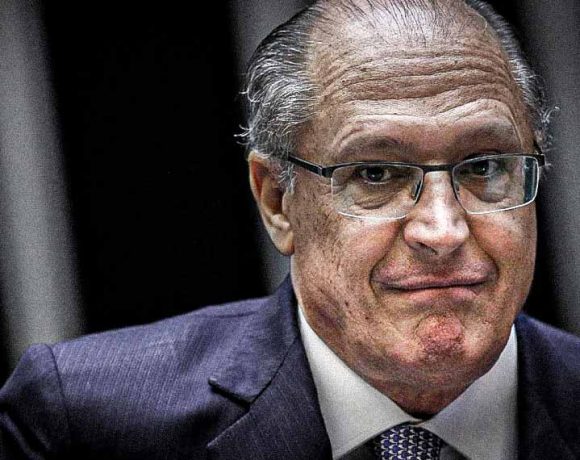 MP denuncia tucano Geraldo Alckmin por corrupção e lavagem de dinheiro